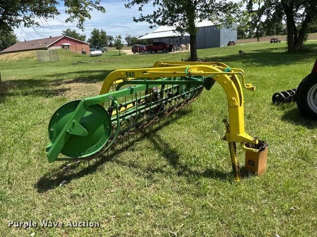 Image of John Deere 640 equipment image 2