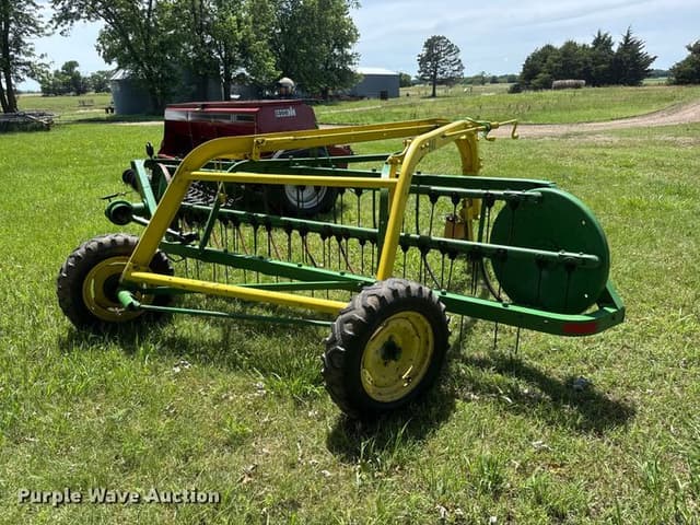 Image of John Deere 640 equipment image 4