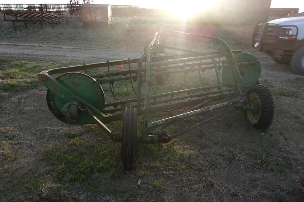 Image of John Deere 640 Image 1