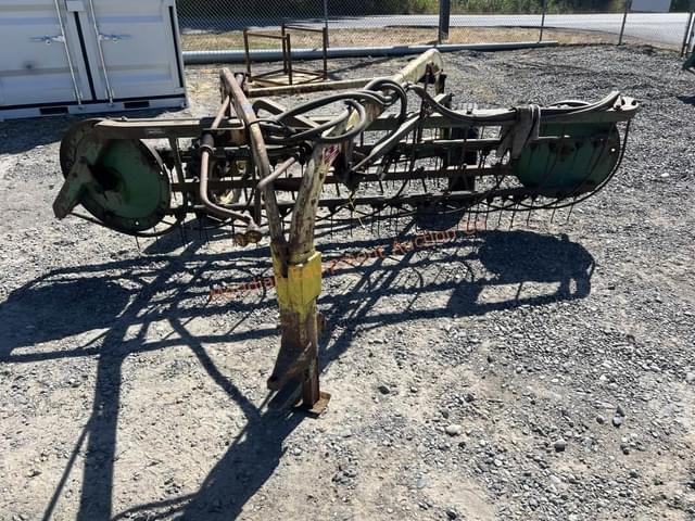 Image of John Deere 640 equipment image 2