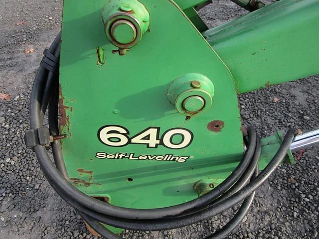 Image of John Deere 640 equipment image 1