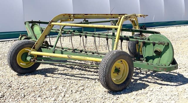 Image of John Deere 640 equipment image 4