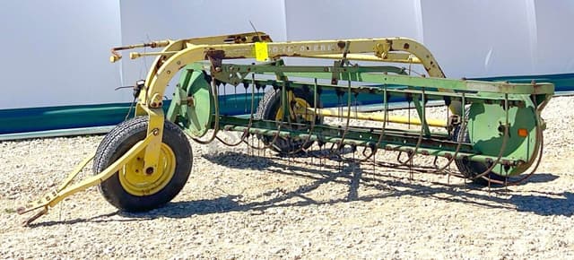 Image of John Deere 640 equipment image 1