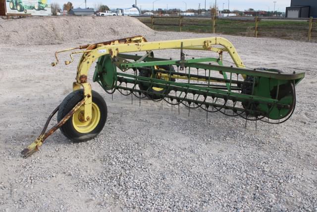 Image of John Deere 640 equipment image 1