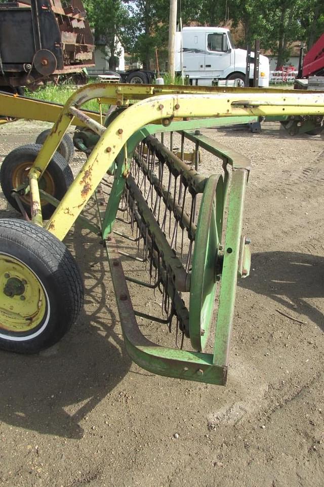 Image of John Deere 640 equipment image 2