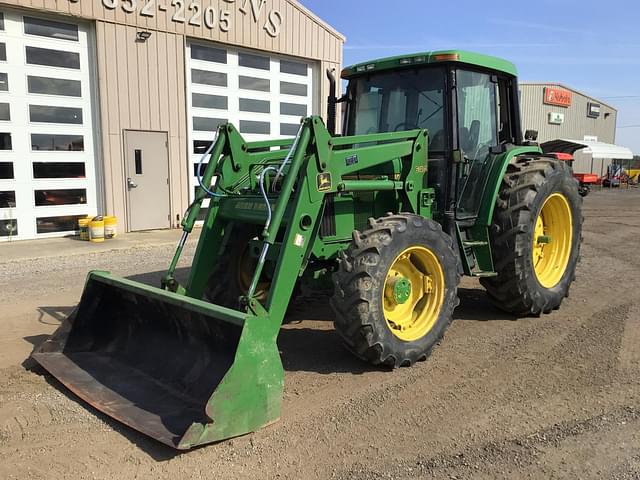 Image of John Deere 6400 equipment image 3