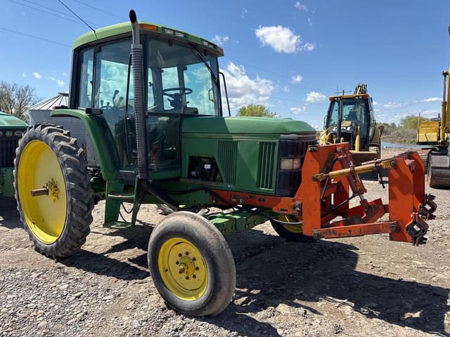 Image of John Deere 6400 equipment image 1