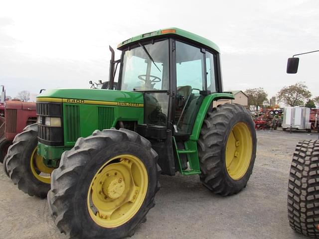 Image of John Deere 6400 equipment image 1