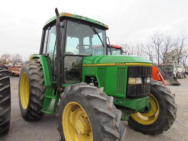 Image of John Deere 6400 equipment image 3