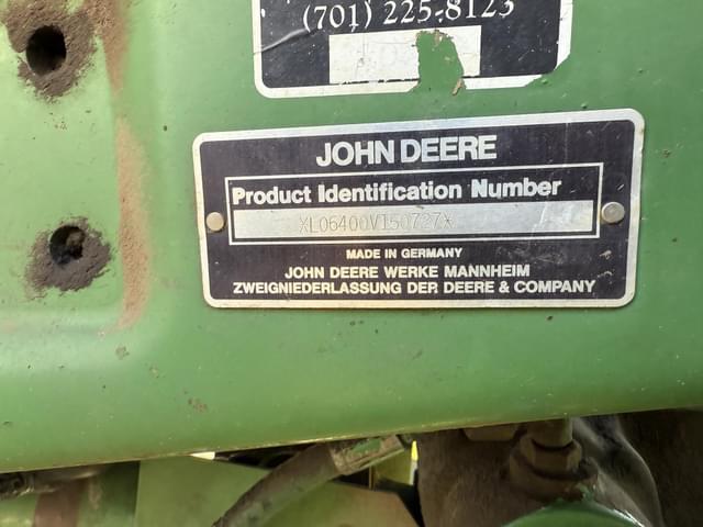 Image of John Deere 6400 equipment image 4
