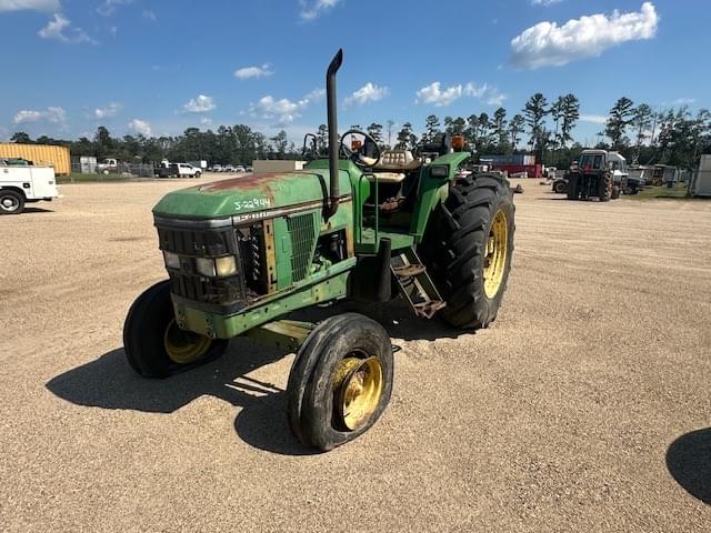 Image of John Deere 6400 equipment image 1