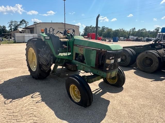 Image of John Deere 6400 equipment image 2