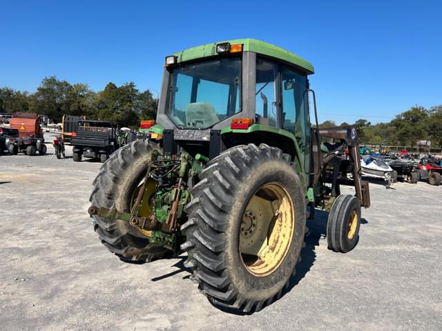 Image of John Deere 6400 equipment image 4