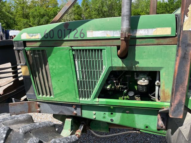 Image of John Deere 6400 equipment image 2