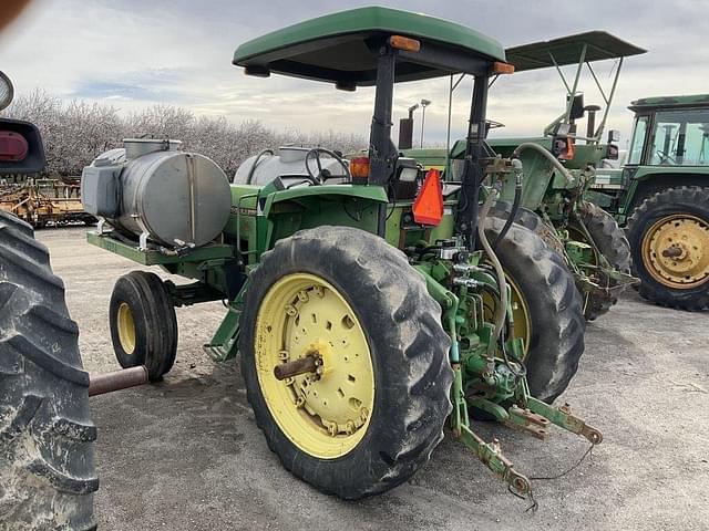 Image of John Deere 6400 equipment image 3