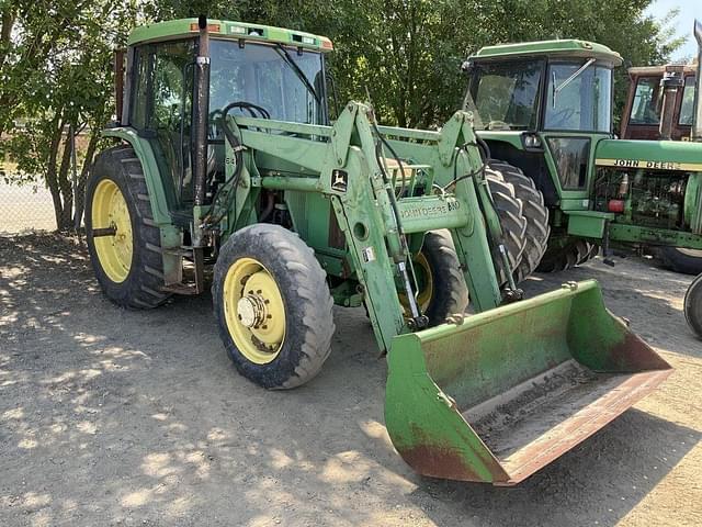 Image of John Deere 6400 equipment image 2