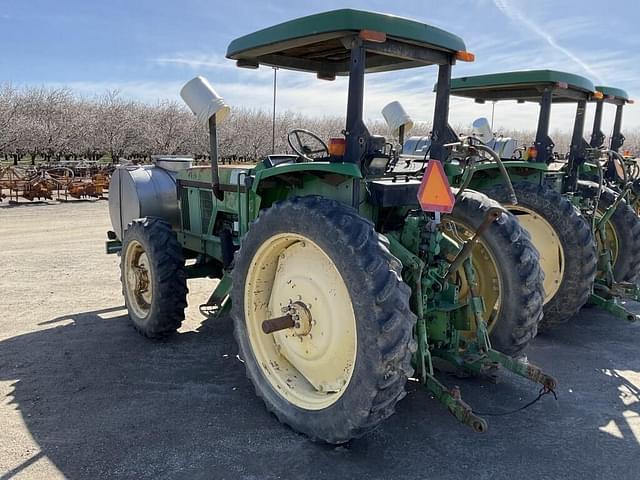 Image of John Deere 6400 equipment image 3