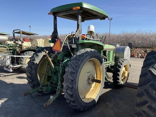 Image of John Deere 6400 equipment image 4