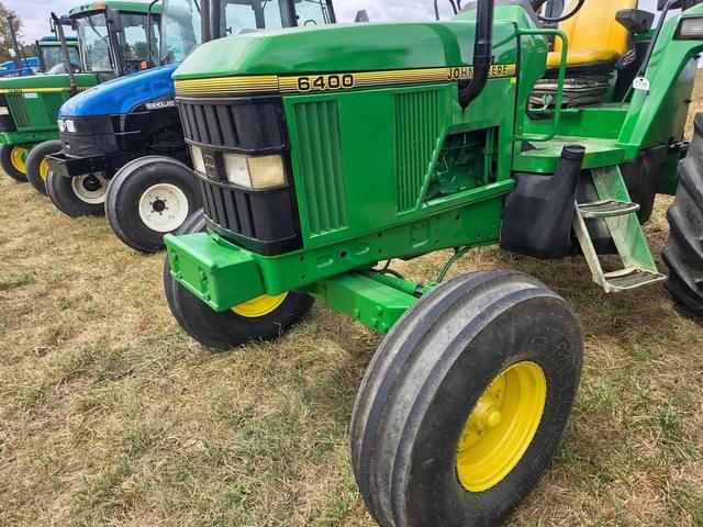 Image of John Deere 6400 equipment image 1