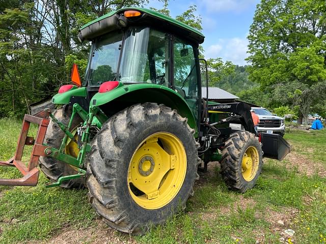 Image of John Deere 6403 equipment image 4
