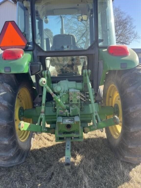 Image of John Deere 6403 equipment image 3