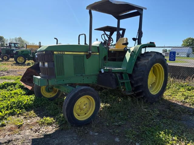 Image of John Deere 6405 equipment image 1