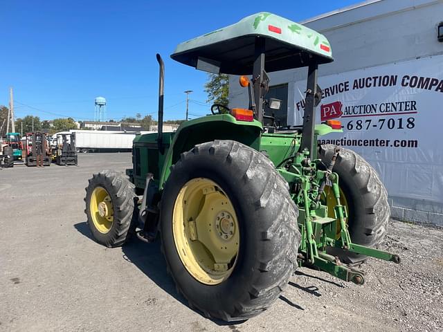 Image of John Deere 6405 equipment image 3