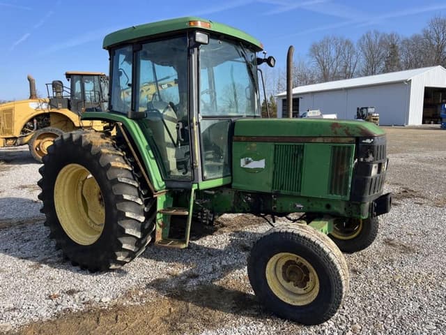 Image of John Deere 6405 equipment image 3
