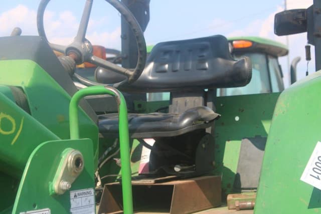 Image of John Deere 6405 equipment image 2