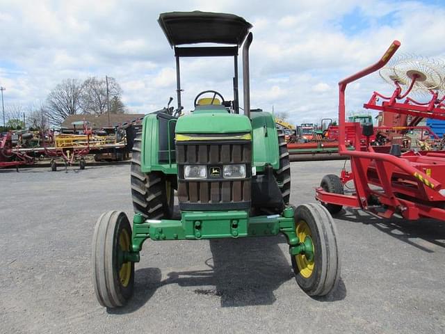 Image of John Deere 6405 equipment image 2