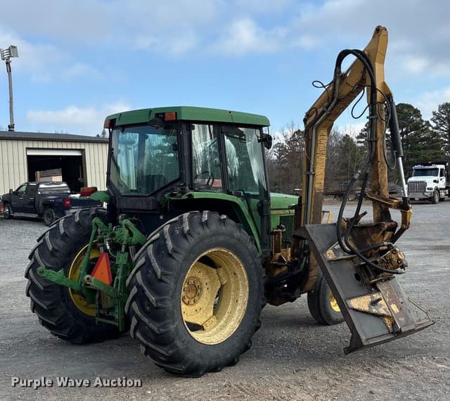 Image of John Deere 6405 equipment image 4