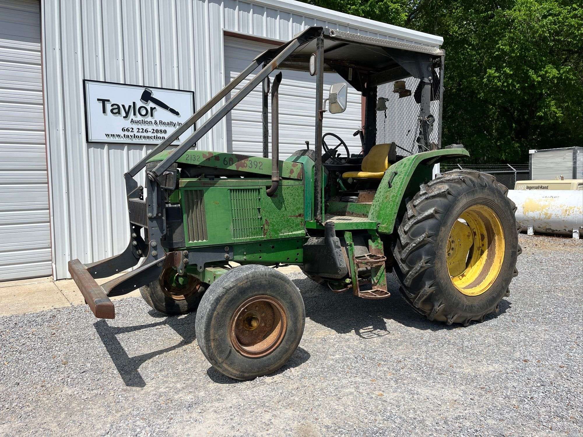 John Deere 6405 Equipment Image0