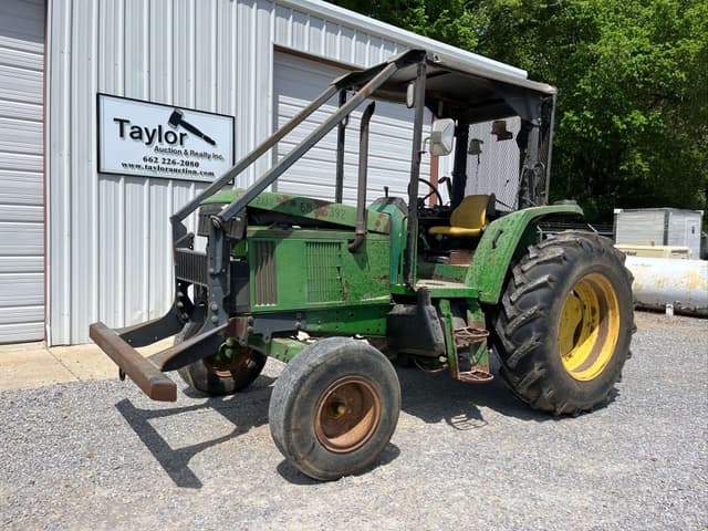 Image of John Deere 6405 equipment image 1
