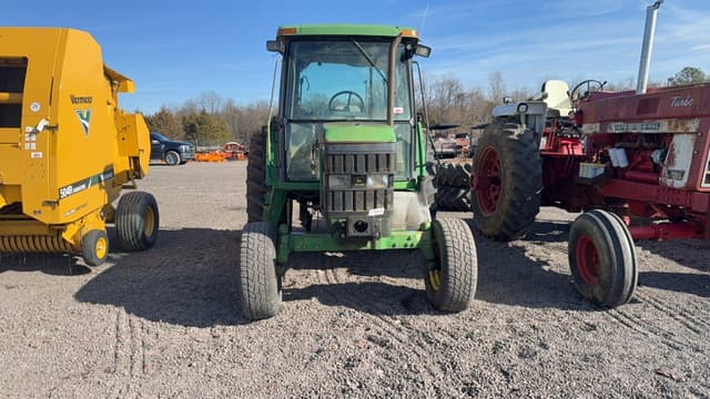 Image of John Deere 6405 equipment image 1