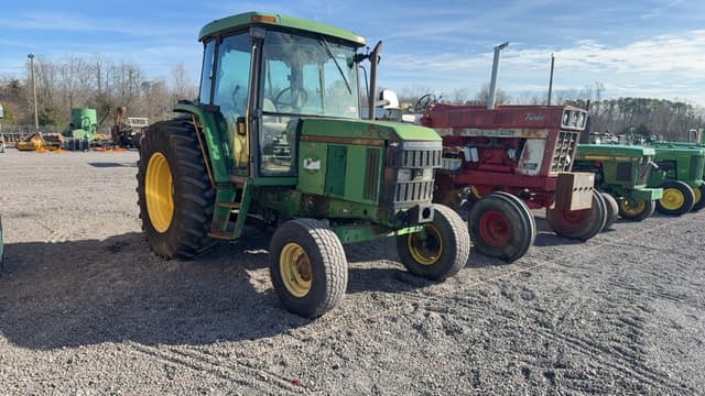 Image of John Deere 6405 equipment image 2