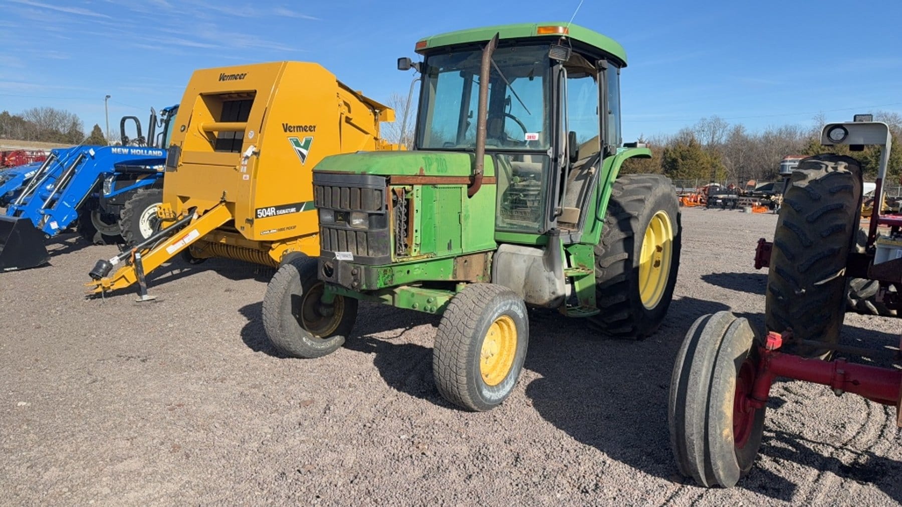 John Deere 6405 Equipment Image0