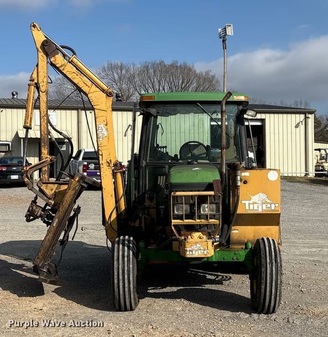 Image of John Deere 6405 equipment image 1