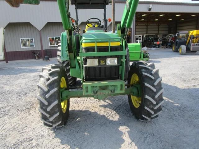 Image of John Deere 6405 equipment image 2