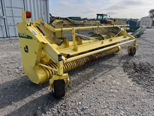 Image of John Deere 640B equipment image 3