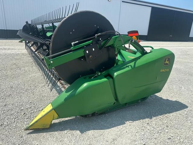 Image of John Deere 640FD equipment image 3
