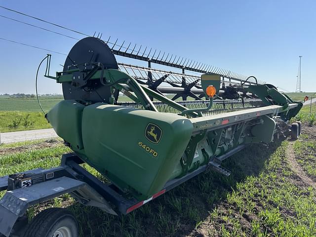Image of John Deere 640FD equipment image 3