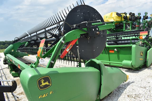Image of John Deere 640FD equipment image 2