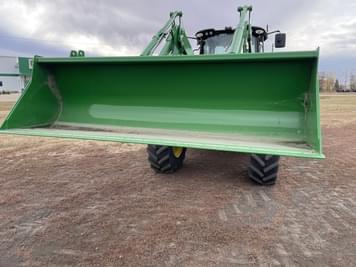 Main image John Deere 640R