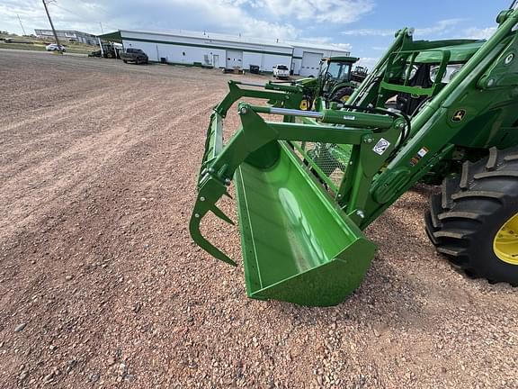 Image of John Deere 640R equipment image 3
