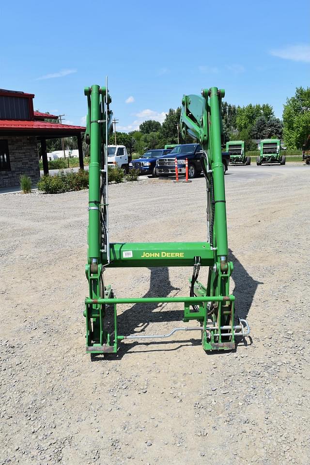 Image of John Deere 640R equipment image 3
