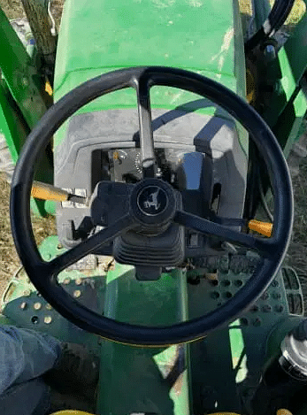 Image of John Deere 6410 equipment image 2