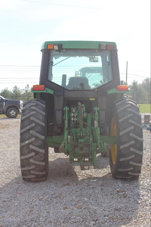 Image of John Deere 6410 equipment image 3