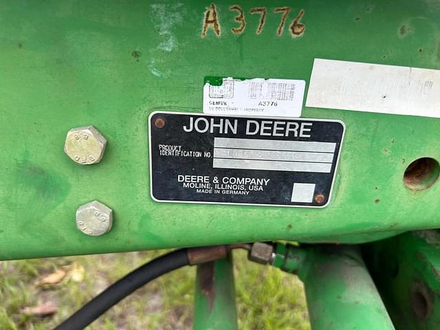 Image of John Deere 6410 equipment image 4