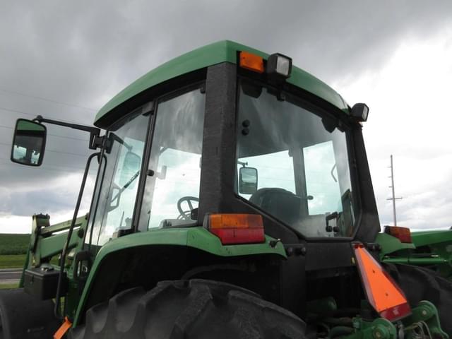 Image of John Deere 6410 equipment image 2