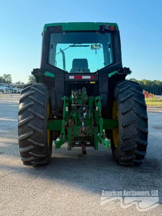 Image of John Deere 6410 equipment image 2
